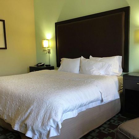 Hampton Inn & Suites Nashville At Opryland Bagian luar foto