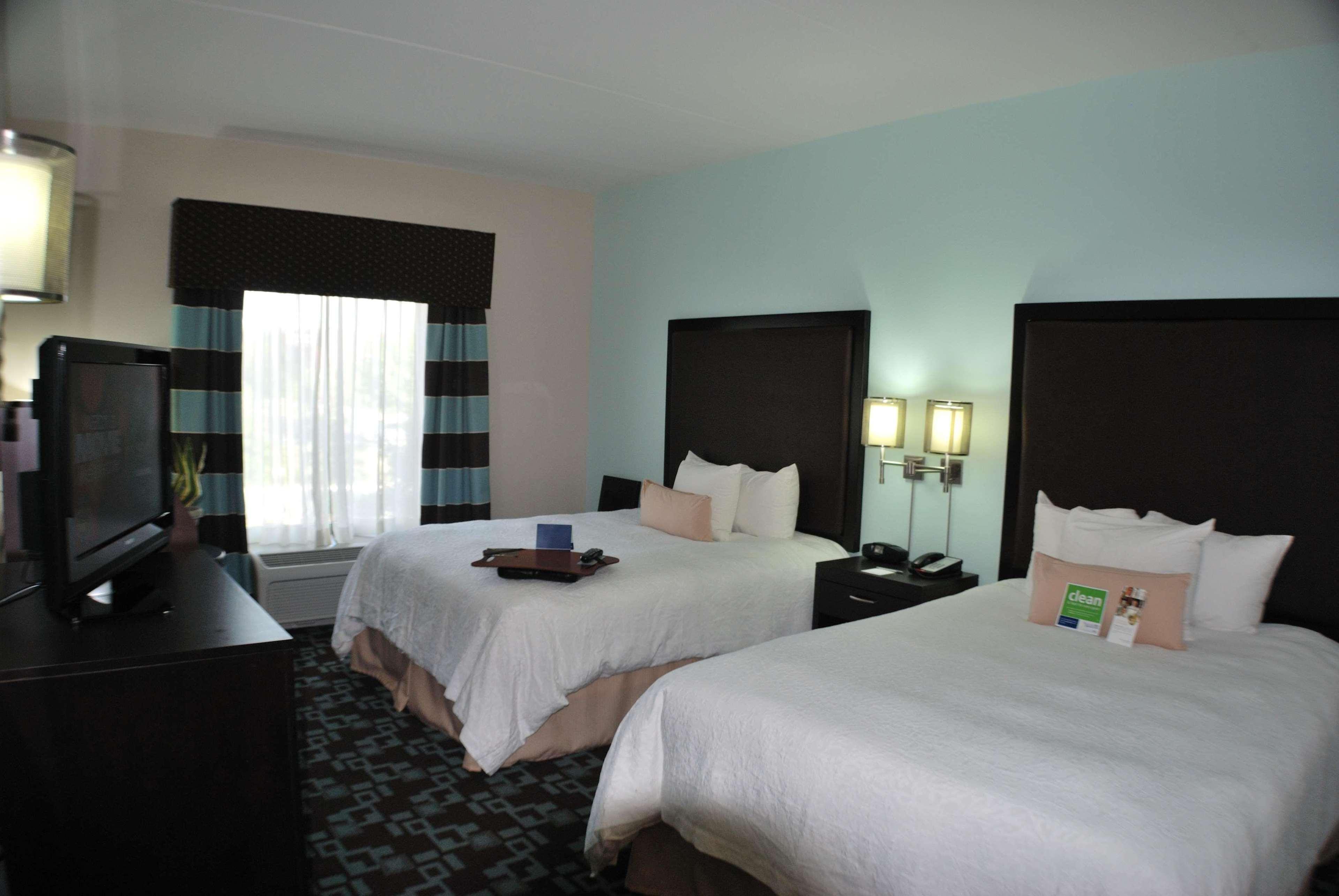 Hampton Inn & Suites Nashville At Opryland Ruang foto