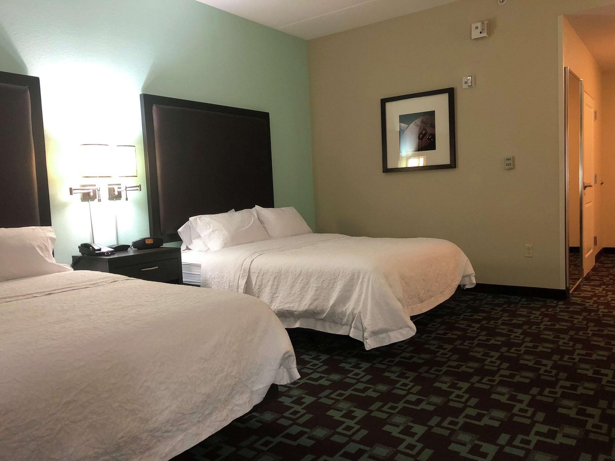 Hampton Inn & Suites Nashville At Opryland Bagian luar foto