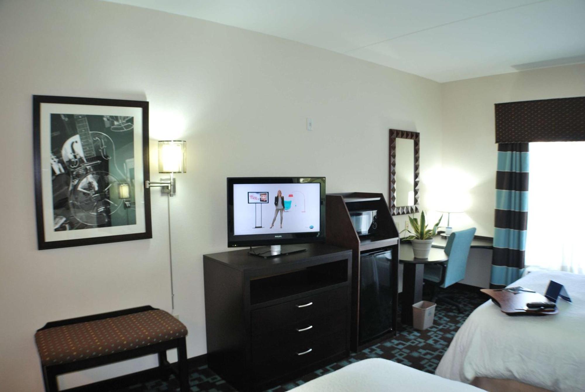 Hampton Inn & Suites Nashville At Opryland Bagian luar foto