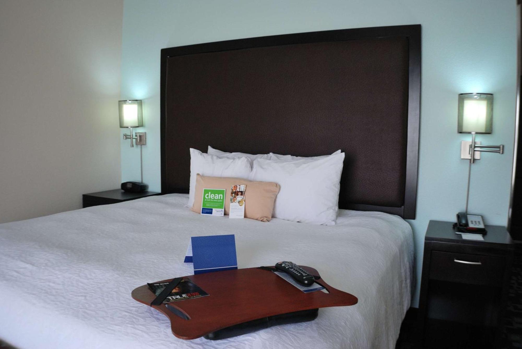 Hampton Inn & Suites Nashville At Opryland Bagian luar foto