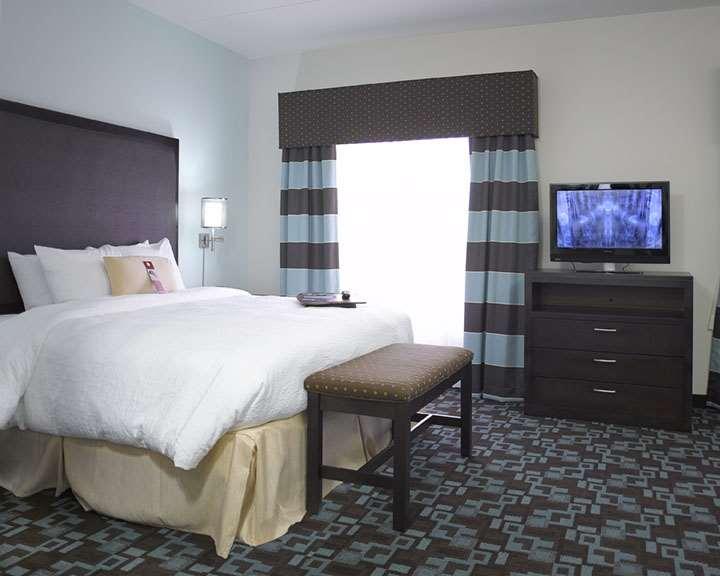 Hampton Inn & Suites Nashville At Opryland Ruang foto