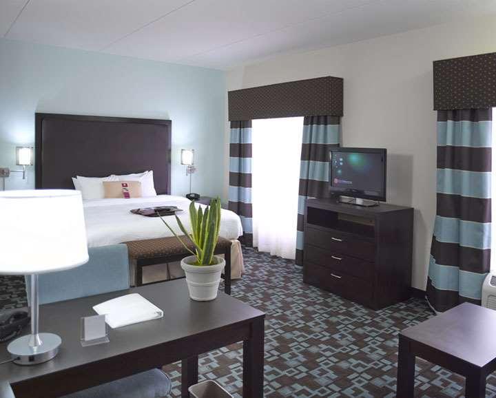 Hampton Inn & Suites Nashville At Opryland Ruang foto